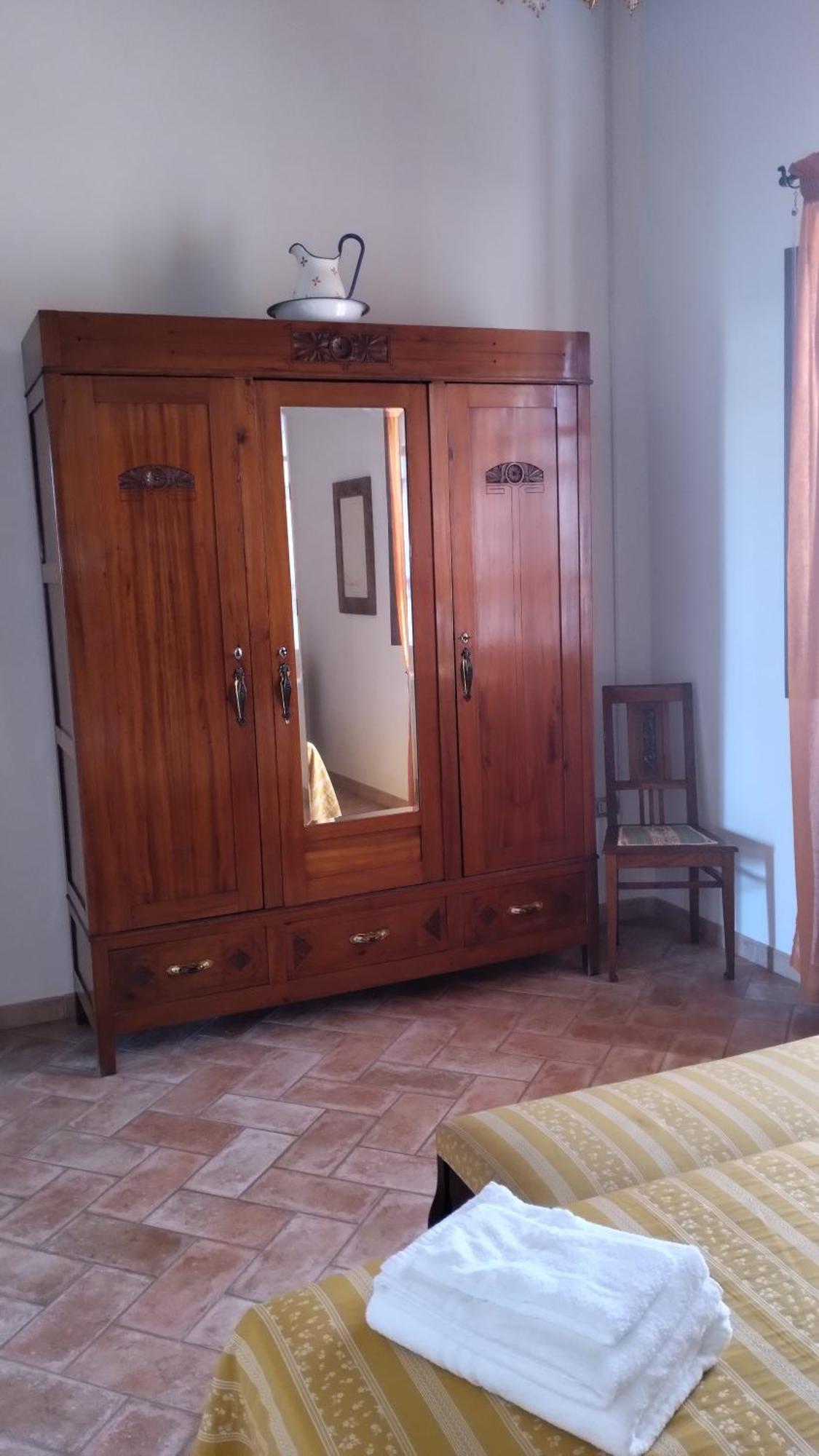 Aparthotel Podere Tre Cipressi Campiglia Marittima Exterior foto