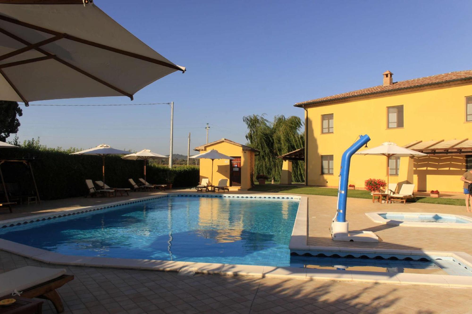 Aparthotel Podere Tre Cipressi Campiglia Marittima Exterior foto