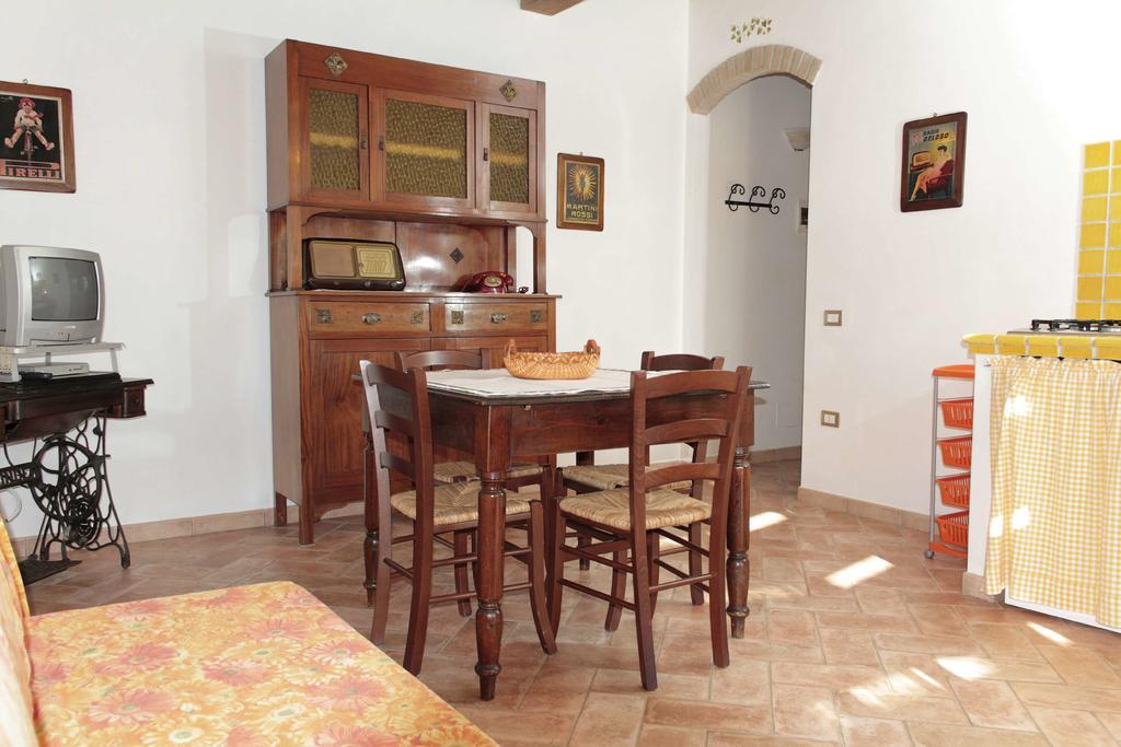 Aparthotel Podere Tre Cipressi Campiglia Marittima Exterior foto