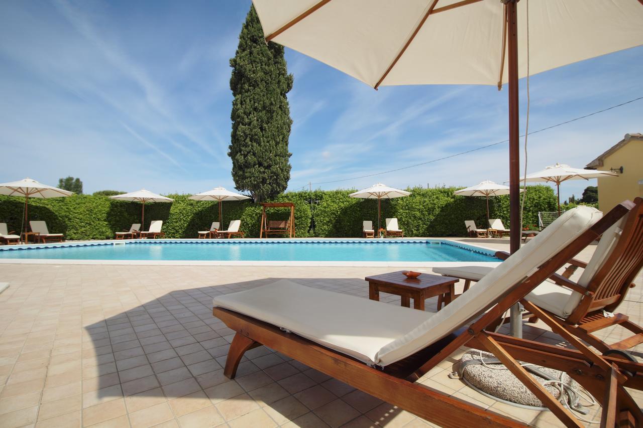 Aparthotel Podere Tre Cipressi Campiglia Marittima Exterior foto
